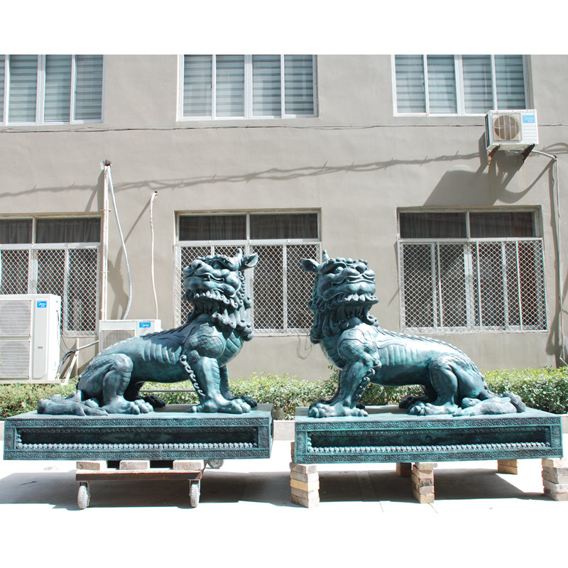 Outdoor Garden Bronze Sculpture Lion Statue