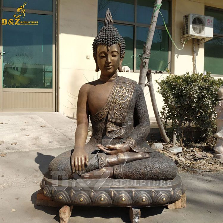large outdoor meditating buddha garden statue