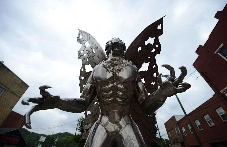 point pleasant mothman statue