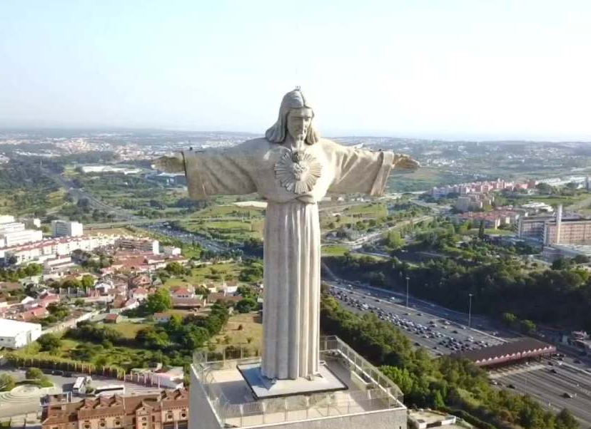 The Great Jesus Statue in Lisbon
