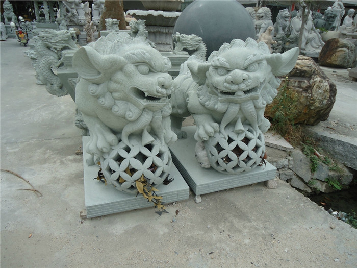 How to divide the Chinese stone lion sculpture into male and female?cid=3