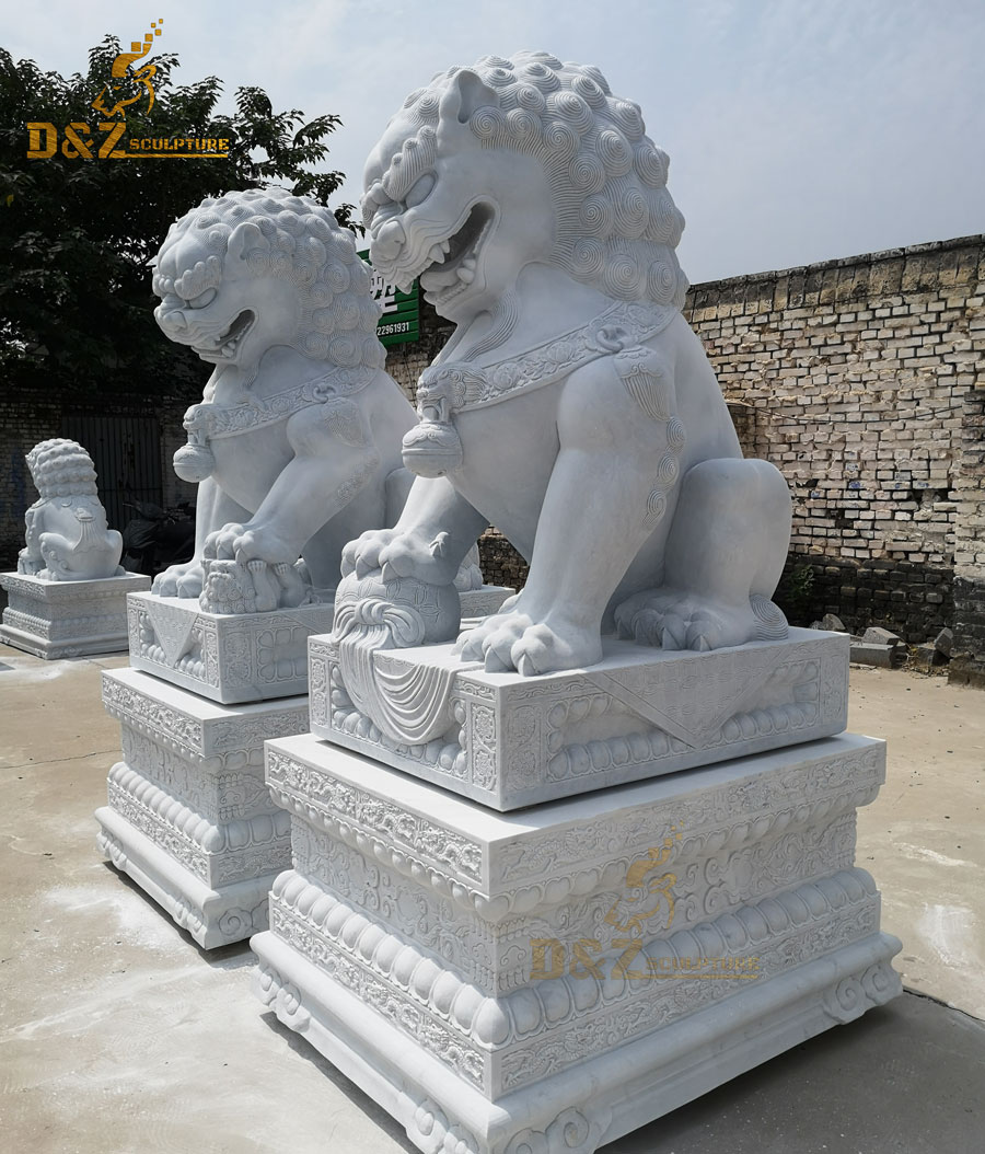 Guardian lion statue