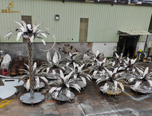 metal palm tree outdoor