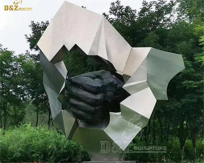 The largest metal sculpture park in the world - St. Petersburg Metal Sculpture Park