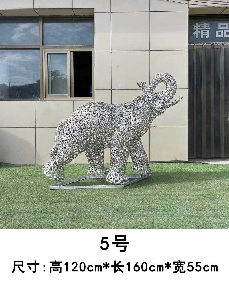 Stainless steel hollow art elephant family sculptures with LED lighting system, suitable for festival celebrations DZ-226