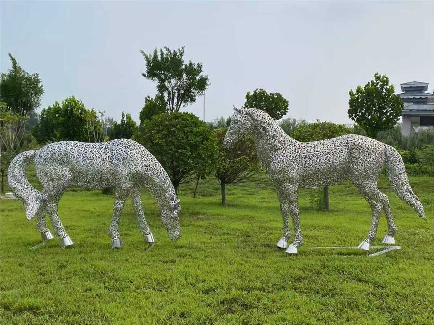 Metal hollow horse sculptures outdoor square park light animal art sculpture DZ-240
