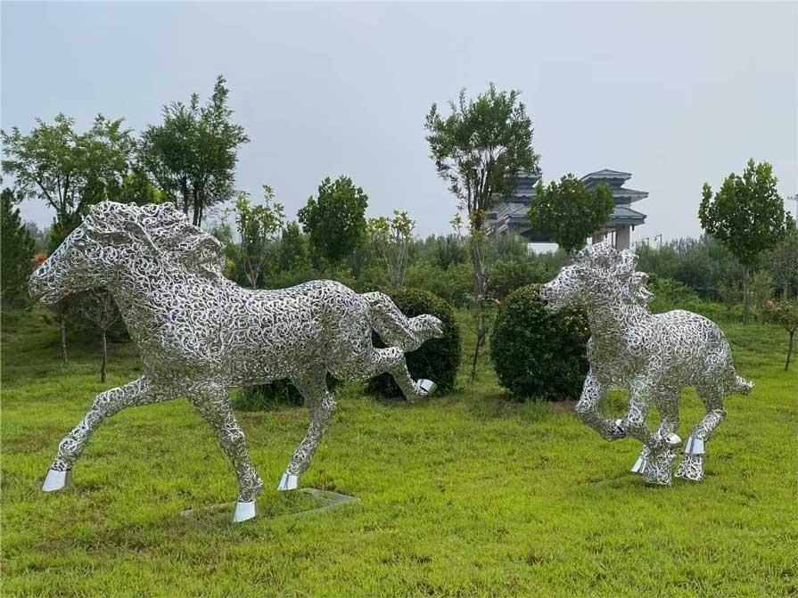 Metal hollow horse sculptures outdoor square park light animal art sculpture DZ-240