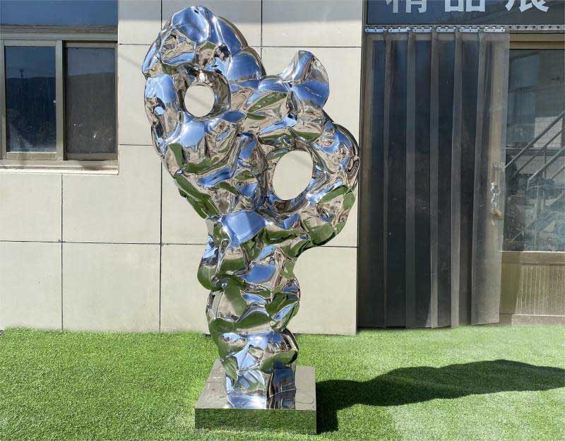 What are the forms of abstract sculpture?cid=3