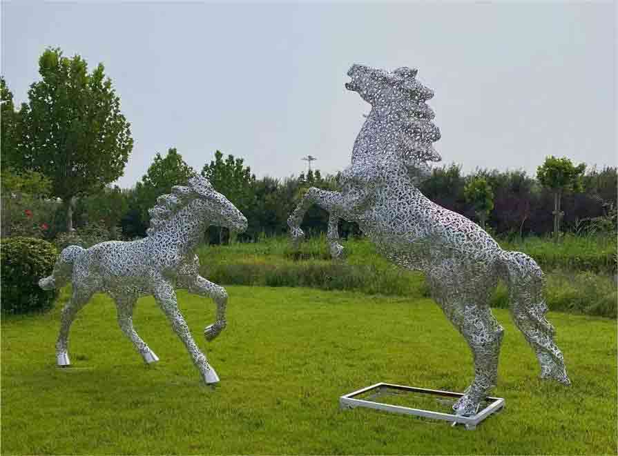 Giant Horse Sculpture: Exploring a Soul-Invigorating World