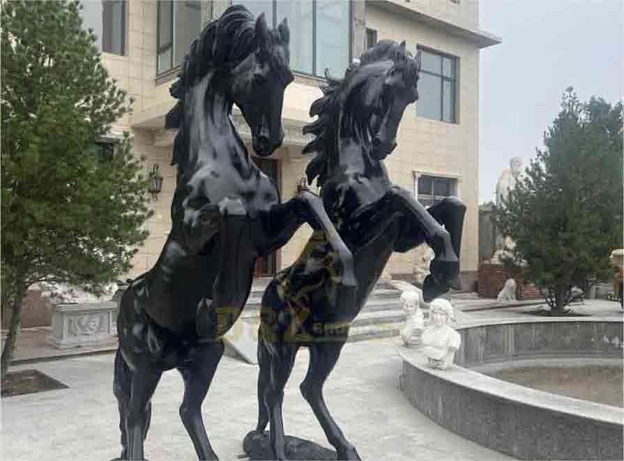 Giant Horse Sculpture: Exploring a Soul-Invigorating World