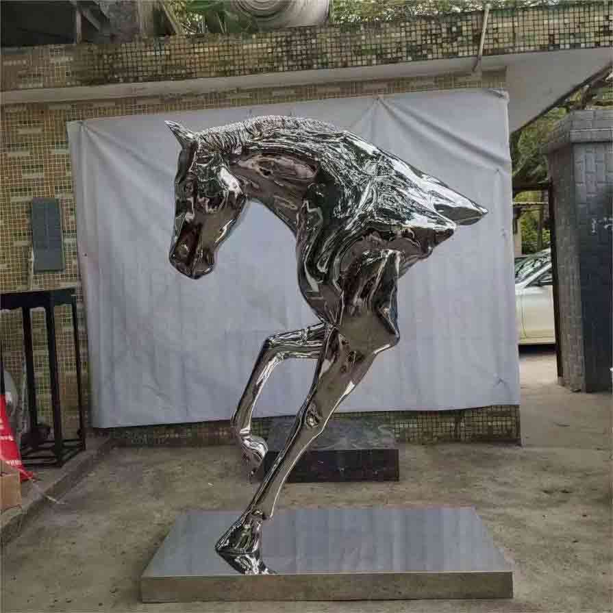 6 Most Popular Modern Stainless Steel Horse Sculptures