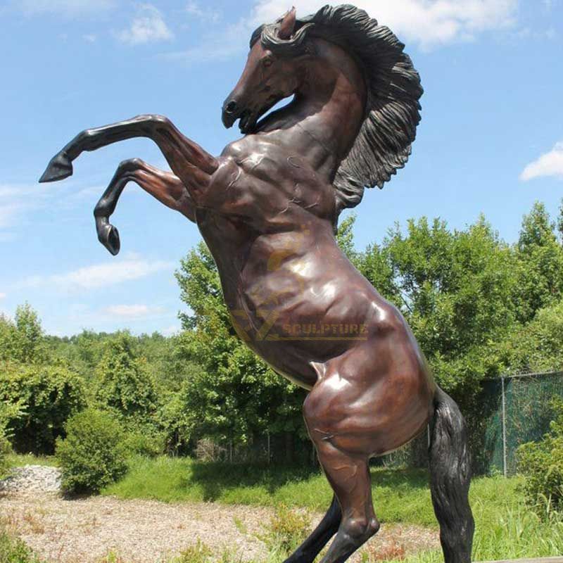 bronze statues of horses