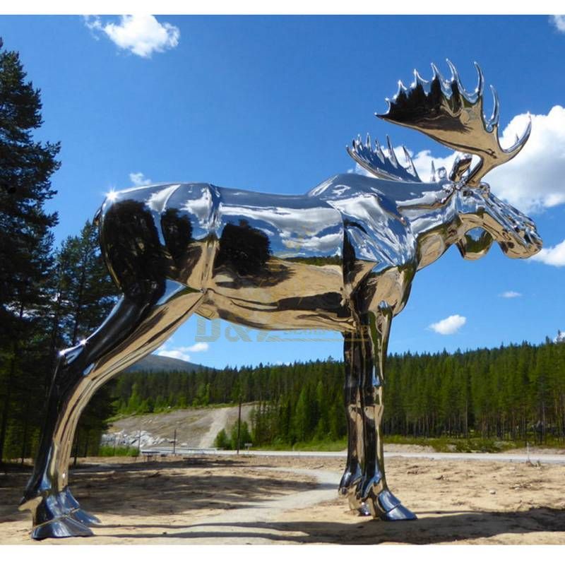 Life size stainless steel animal cranes sculpture