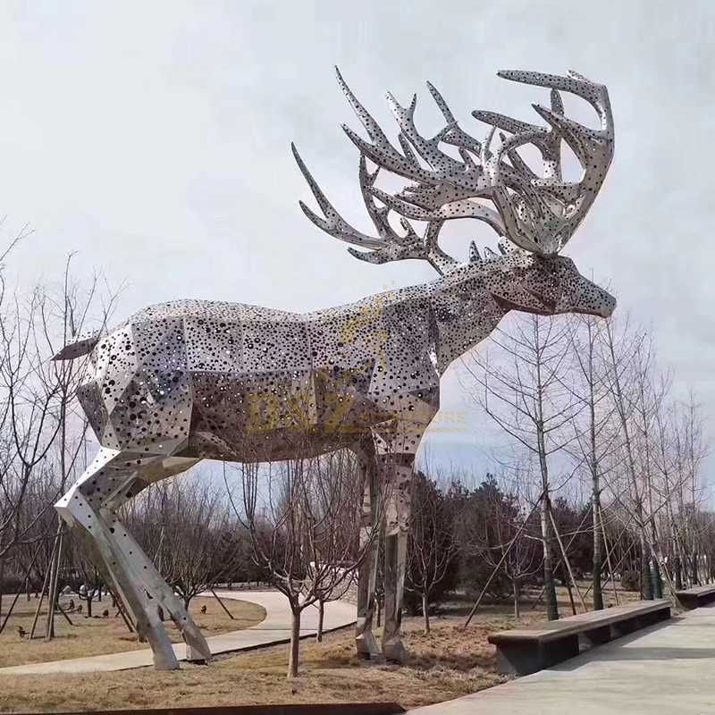 Stainless steel metal animal leopard sculpture