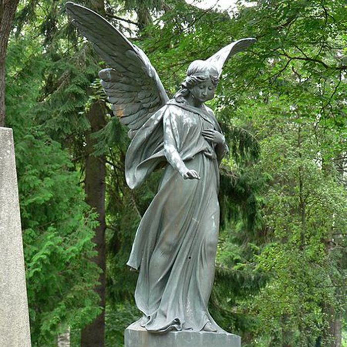 life size weeping angel garden statue