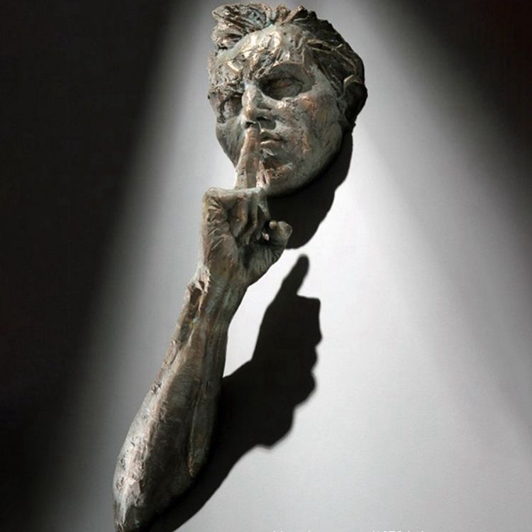 Art for wall Matteo Pugliese sculpture bronze man statue hush