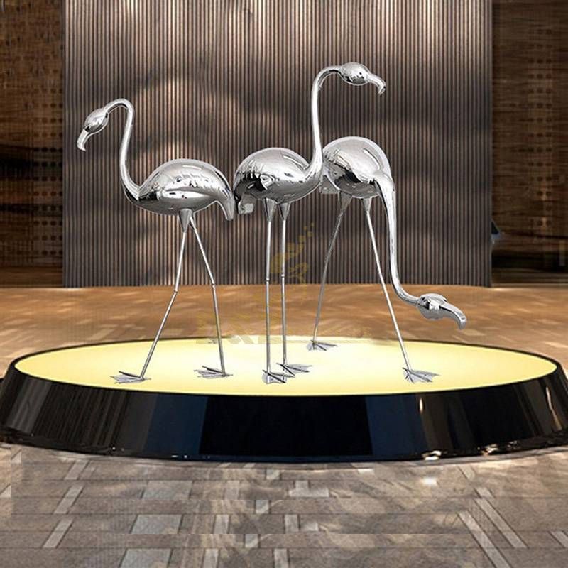 Life size stainless steel animal cranes sculpture
