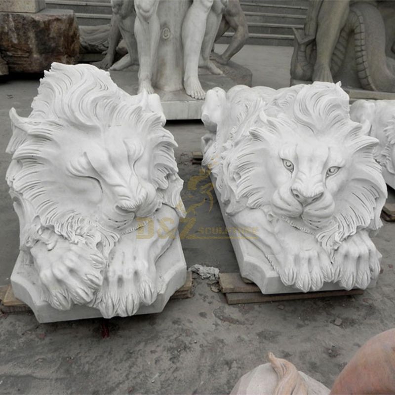 Outdoor Lion Statue Pair