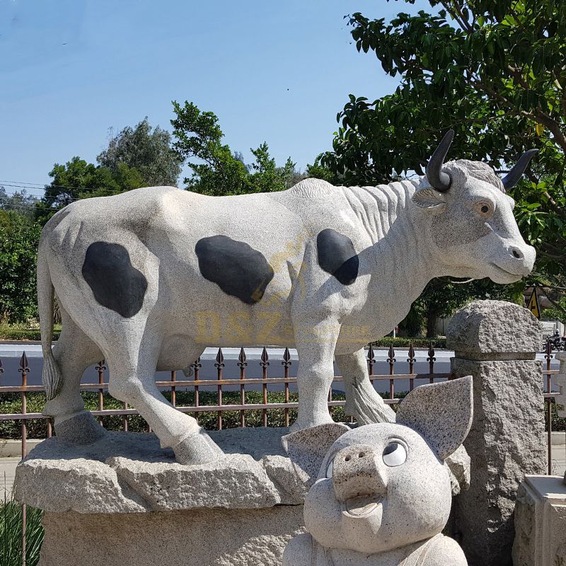 Stylish Polished Marble Life Size Bull Statue