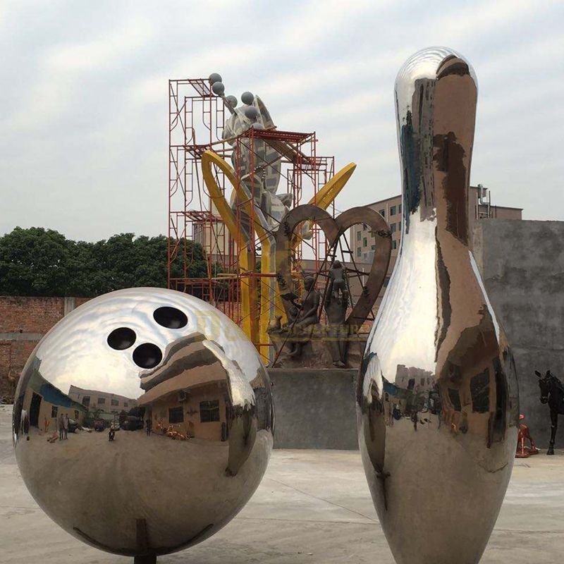 Stainless steel mirror bowling sport sculpture
