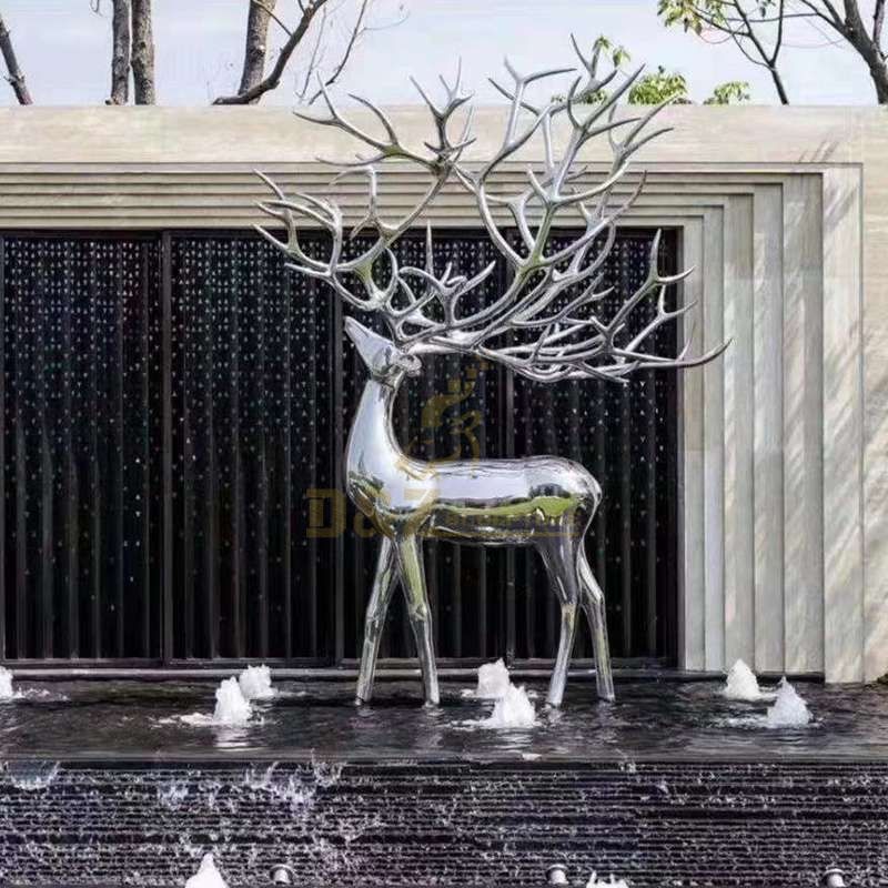 Modern style abstract deer sculpture for garden decor