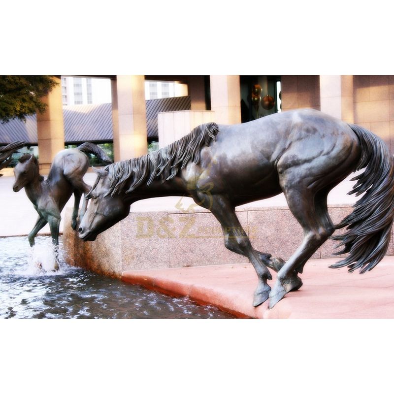 life size horse statue