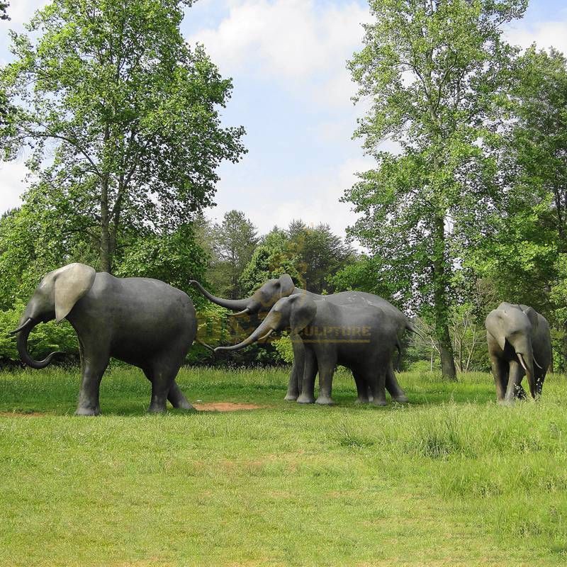 Outdoor elephant herd family outdoor bronze animal sculpture