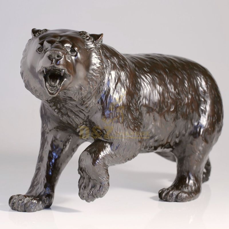 Life size wild bronze animal bronze bear statue for park decoration