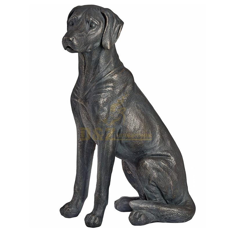 labrador retriever garden statue outdoor