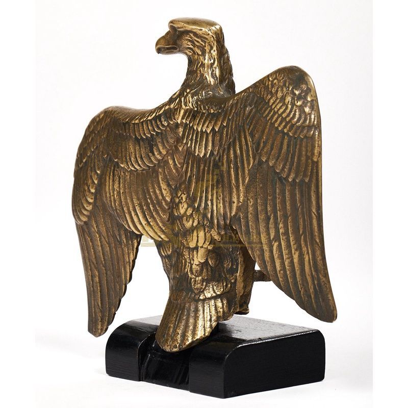 Garden decoration custom outdoor sculpture bronze hawk statue