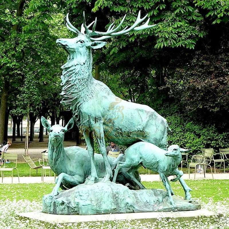 Hot Selling Life Size New Design Animal Bronze Elk Sculpture