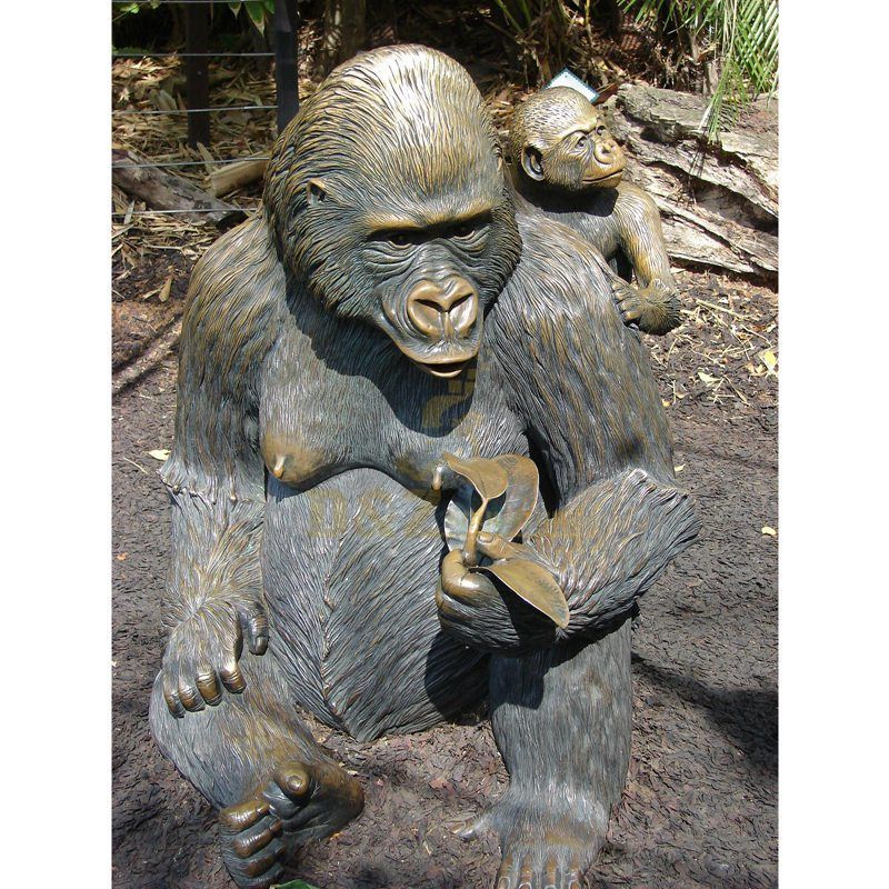 High-Quality Bronze King Kong Orangutan Sculpture