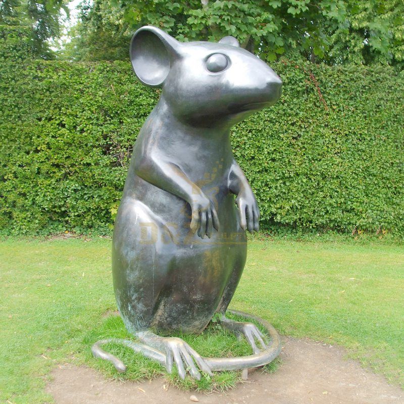 Decorative Classic Cast Bronze Modern Mouse Sculpture