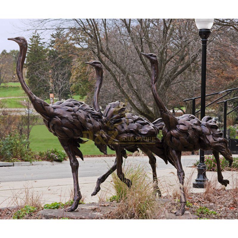 New products life size garden bronze ostrich sculpture