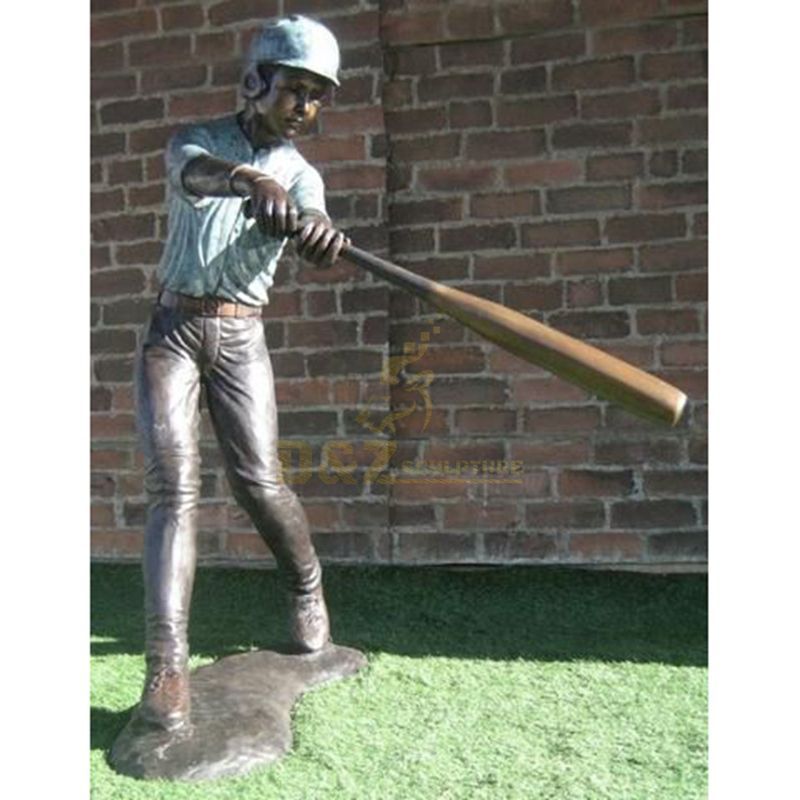Outdoor Decoration Casting Bronze Sport Sculpture Cricket Player Statue