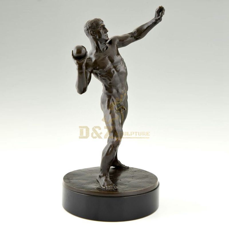 Casting large size bronze sport sculpture for landscape decoration