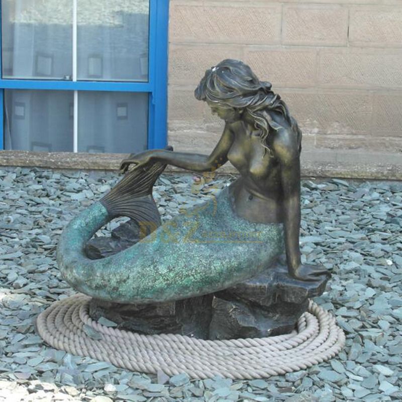 Life Size Bronze Exquisite Mermaid Statue Sitting On Rock Garden For Sale