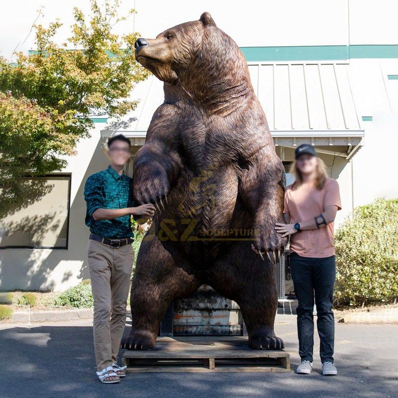 Cute metal bear sculpture for garden decorations