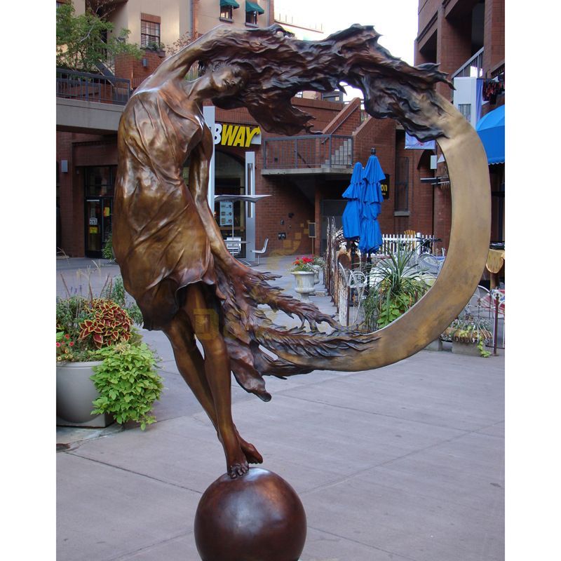 Art Bronze women Metal Sculpture