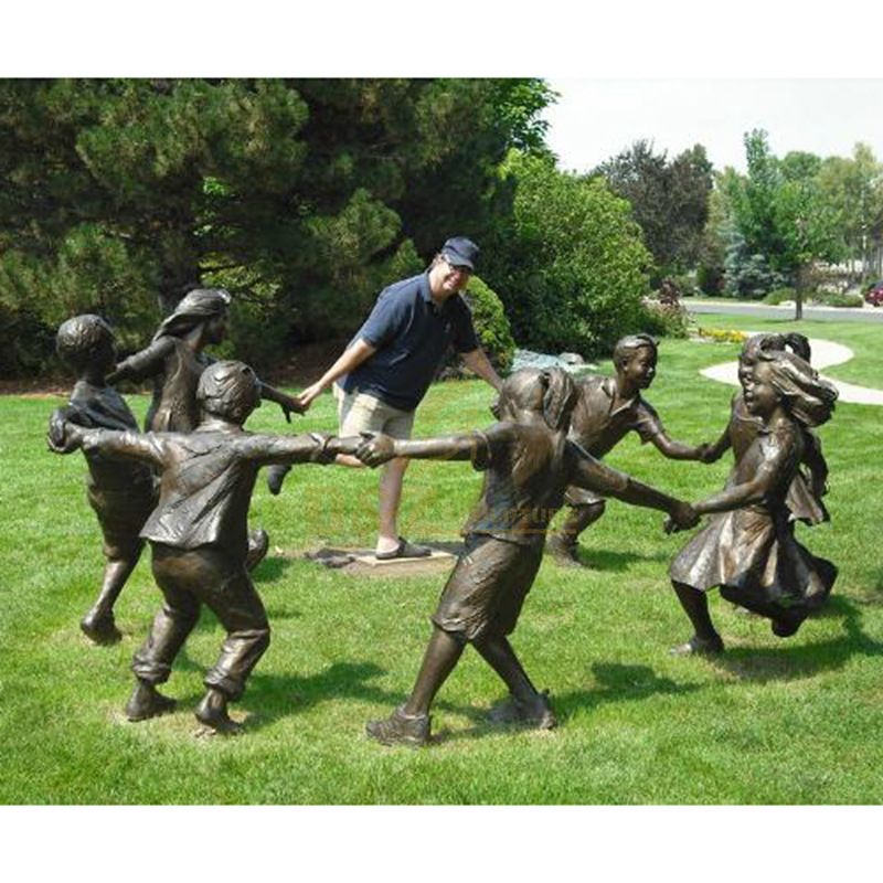 Wholesaler Lifesize Custom made factory offer Garden Playing children Bronze kids Sculpture