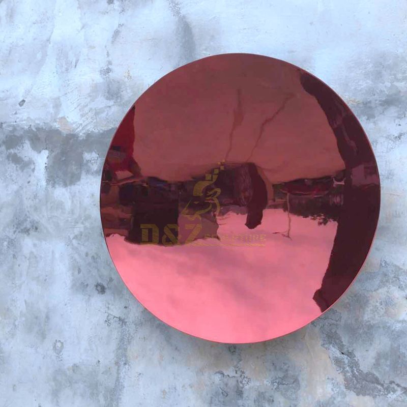 Anish Kapoor concave mirror polished contemporary sculpture