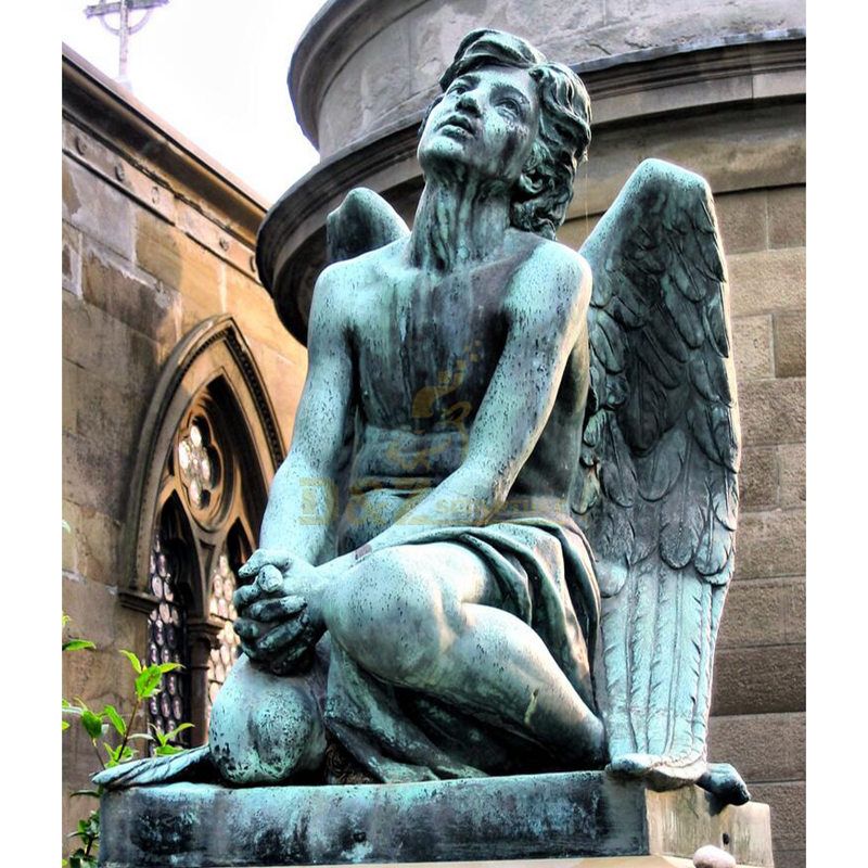 Famous Sitting Angel Statue Antique Bronze Sculptures