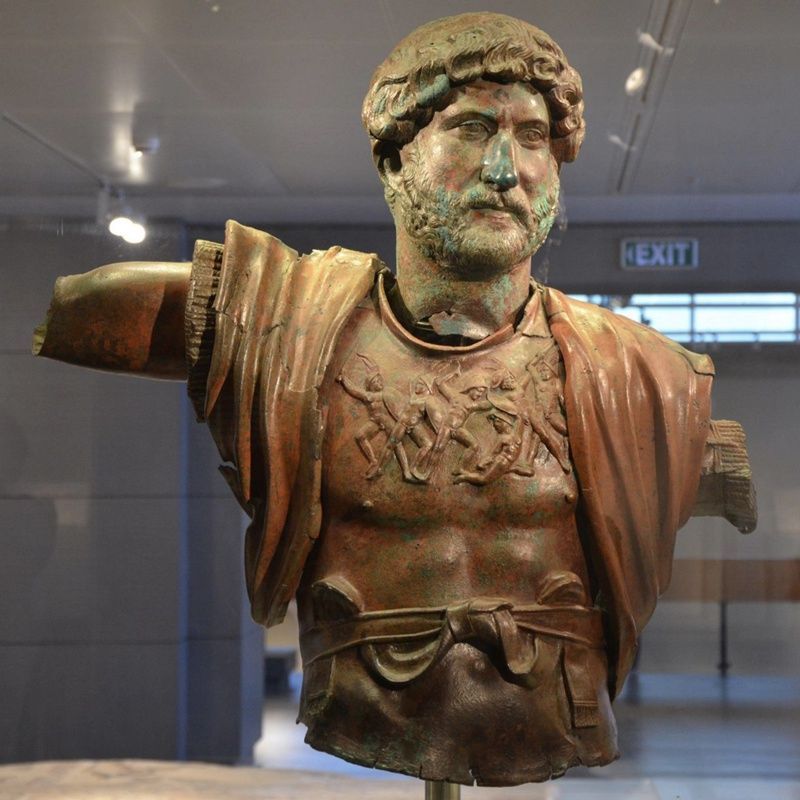 Customized Human Figure Sculpture Bronze Man Bust Statue