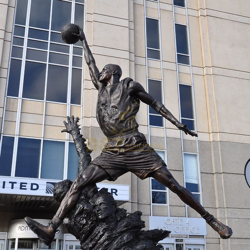 Through lift Frenzy NBA Player Michael Jordan Statue Custom Memorial