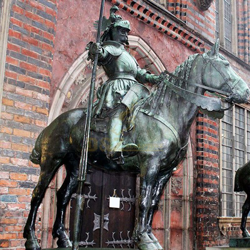 statue of a man on a horse