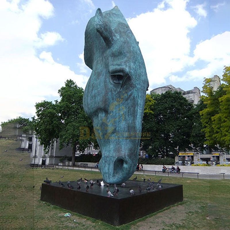 horse head statue