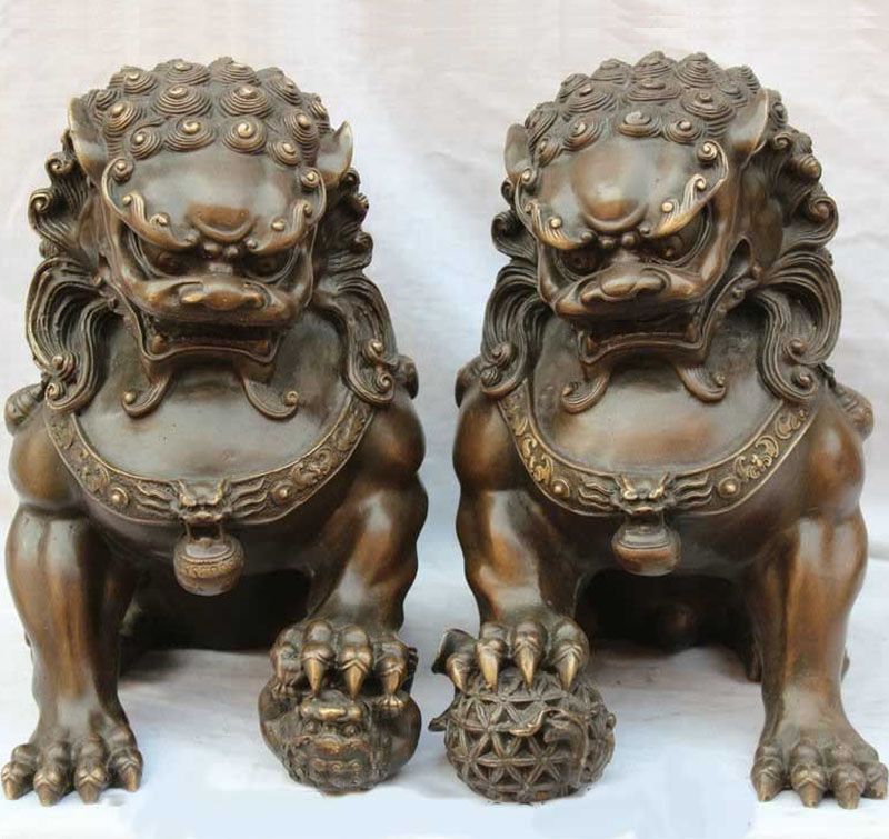 bronze lion statue