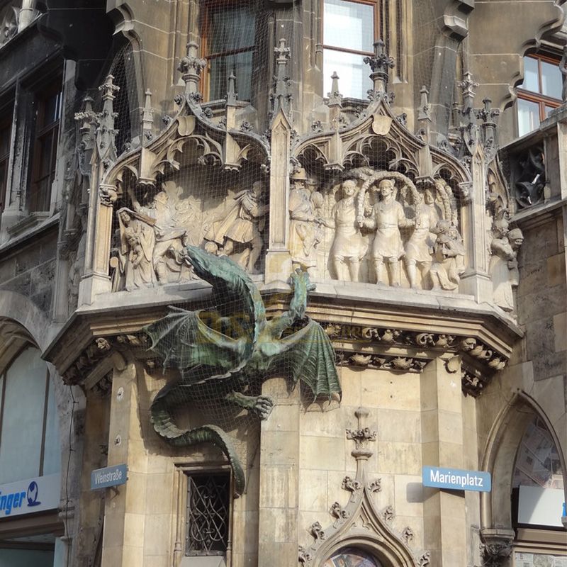 giant dragon statue