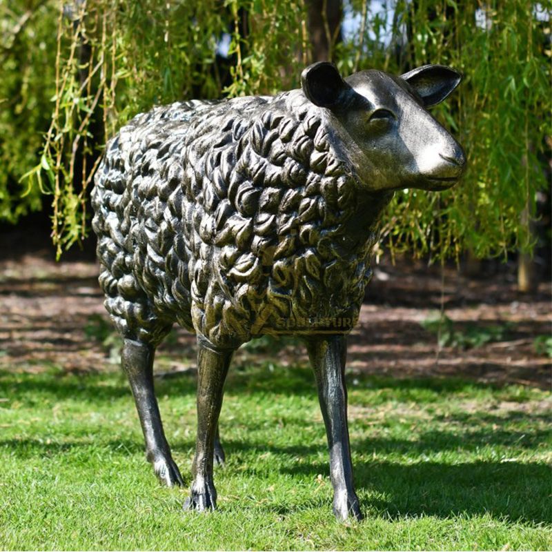 Outdoor bronze life size sheep lamb garden statue for sale
