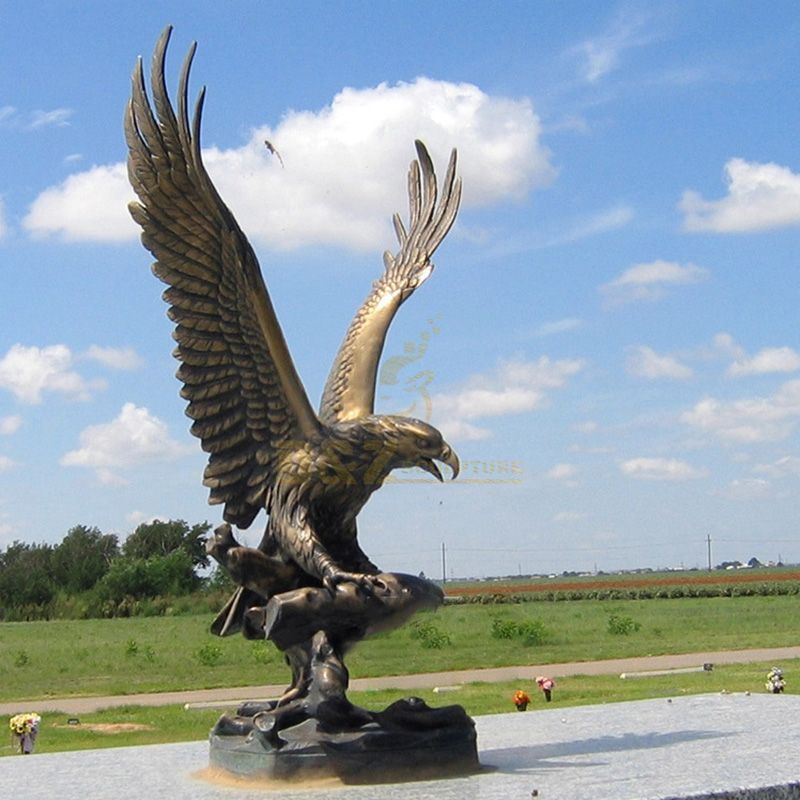 Outdoor giant vintage brass eagle garden statue for sale